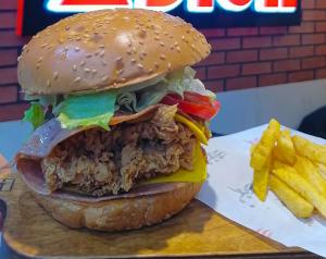 برای مشاهده تصویر بزرگتر کلیک کنید