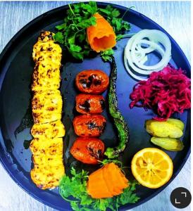 برای مشاهده تصویر بزرگتر کلیک کنید