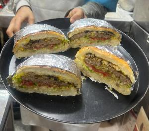 برای مشاهده تصویر بزرگتر کلیک کنید
