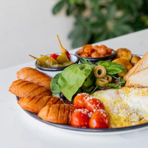 برای مشاهده تصویر بزرگتر کلیک کنید