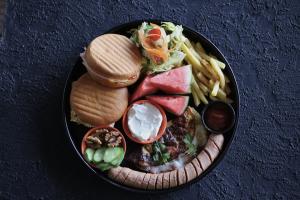 برای مشاهده تصویر بزرگتر کلیک کنید